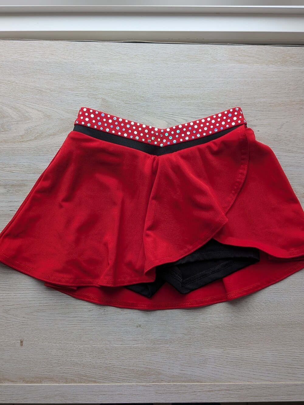 Varsity Spirit Red & Black Cheer Skort - Youth Small